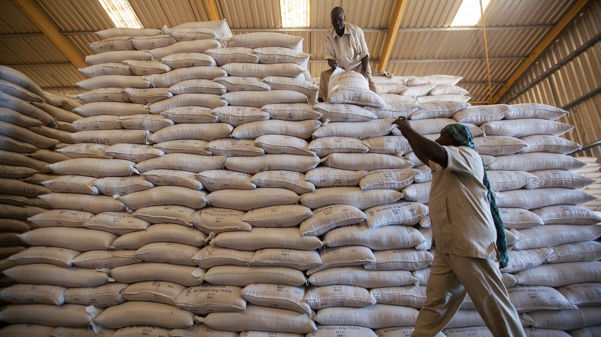 WFP Delivers Food to North Darfur IDP Camps
