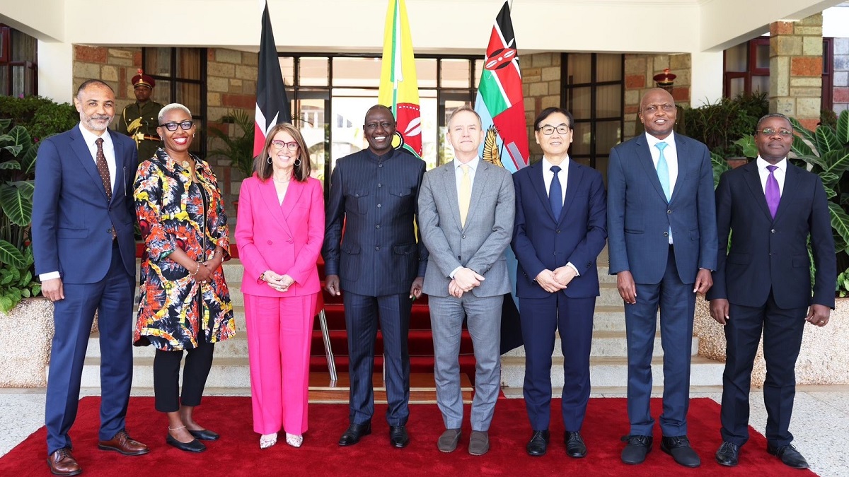 UNCTAD chief Rebeca Grynspan and her delegation meet with Kenyan President William Ruto and his cabinet at the country's State House