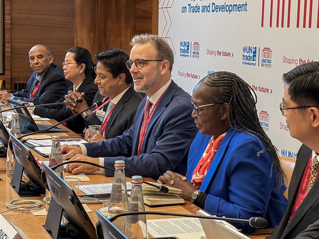 High-level panel at UNCTAD16 parallel event on productive capacities and sustainable finance.