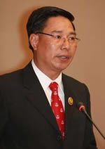 Dr. Nam Vinhaket