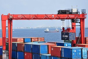 Maldives port
