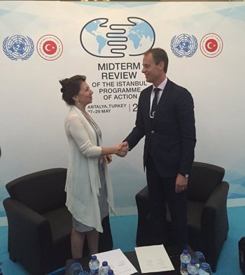 2016-05-29_LDCs_mou_350x393.jpg