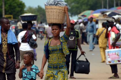 Frontières de l'Afrique centrale: zone de tous les dangers pour les femmes commerçantes