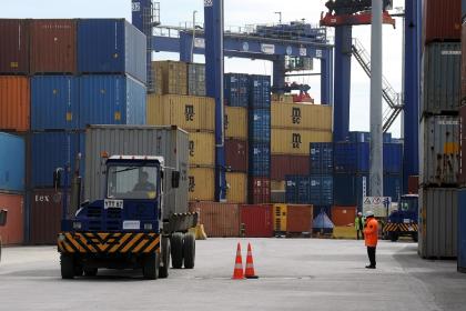 Las reformas de facilitación del comercio están avanzando, pero una supervisión insuficiente podría frenar el progreso
